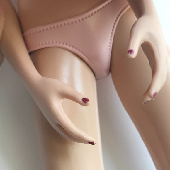 Fallen Angel Stardoll BODY 2010 Mattel Barbie model muse pose - Picture 3 of 8